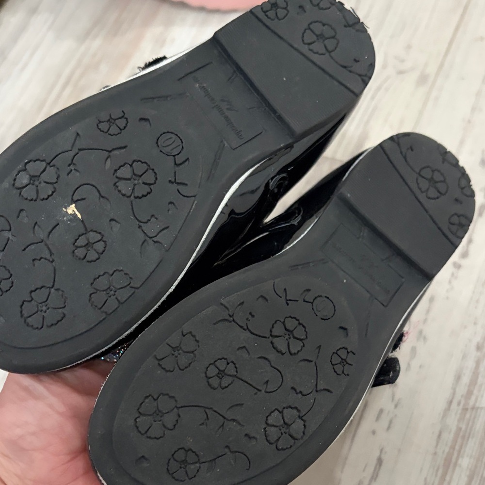 Black Mary Jane Kids Shoes with Bow Accent - Picture 3 of 5